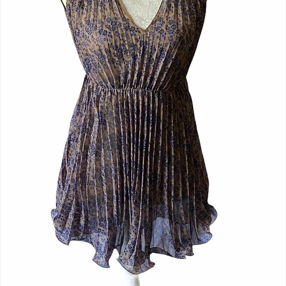 NWT-CECICO COLLECTION-SUMMER TOP - Picture 2 of 9